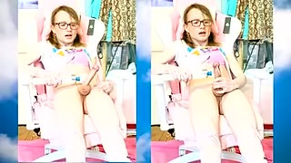 Gamer Girl Builds A Gaming Chair Slideshow