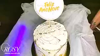 Reveillon Com E Pamola Veiga. (previa) 6 Min - Isabelly Ferreira, Rosy Pinheiro And Sabrina Prezotte