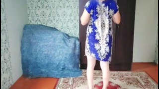 Handless Cumshot With Candy Ladyboy Legs